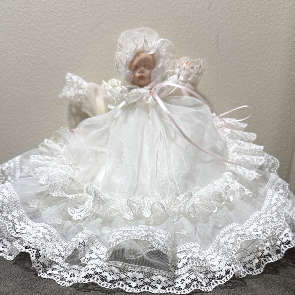 Vintage Sugar Lump doll a miniature version of Tyner's Sugar Britches doll.